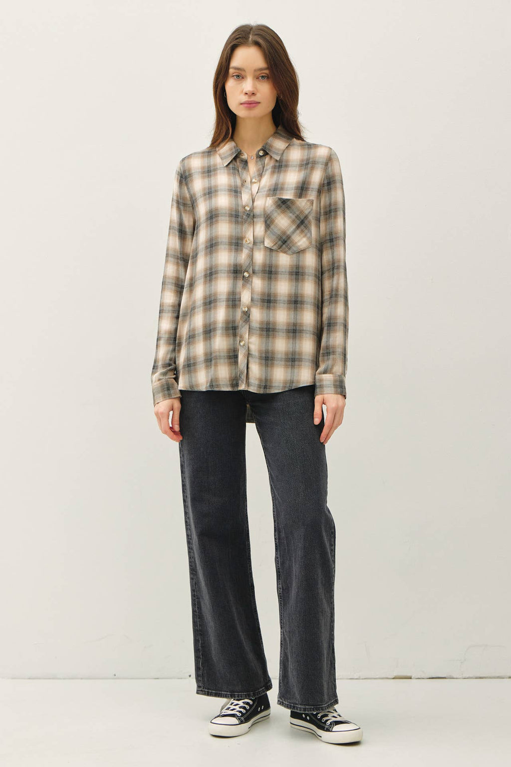PLAID LONGSLEEVE BUTTON UP SHIRT