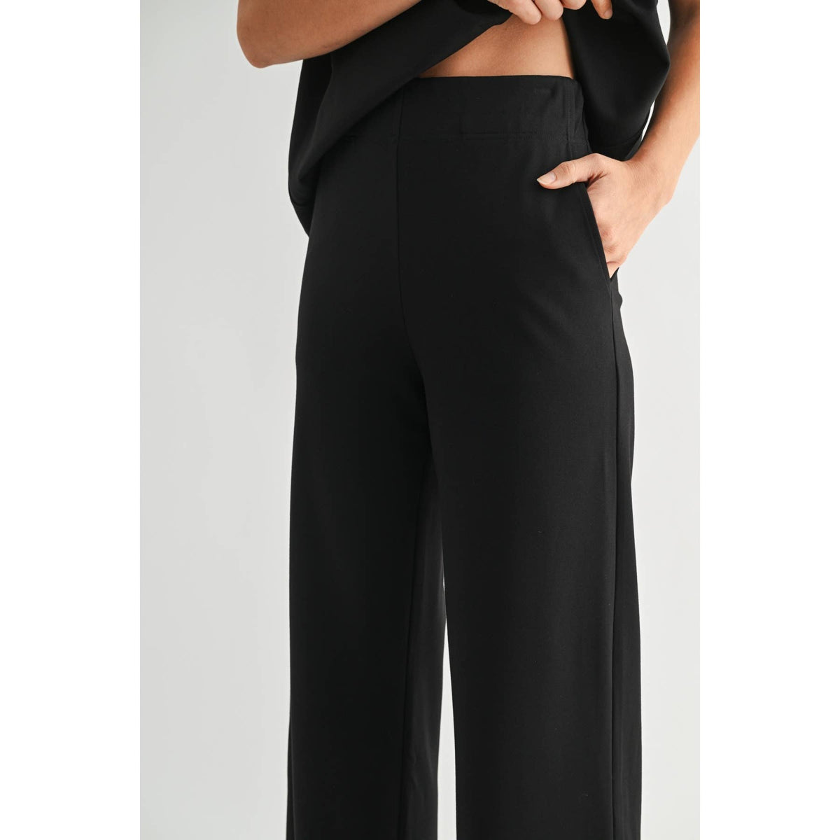 WIDE LEG PONTE KNIT PANTS