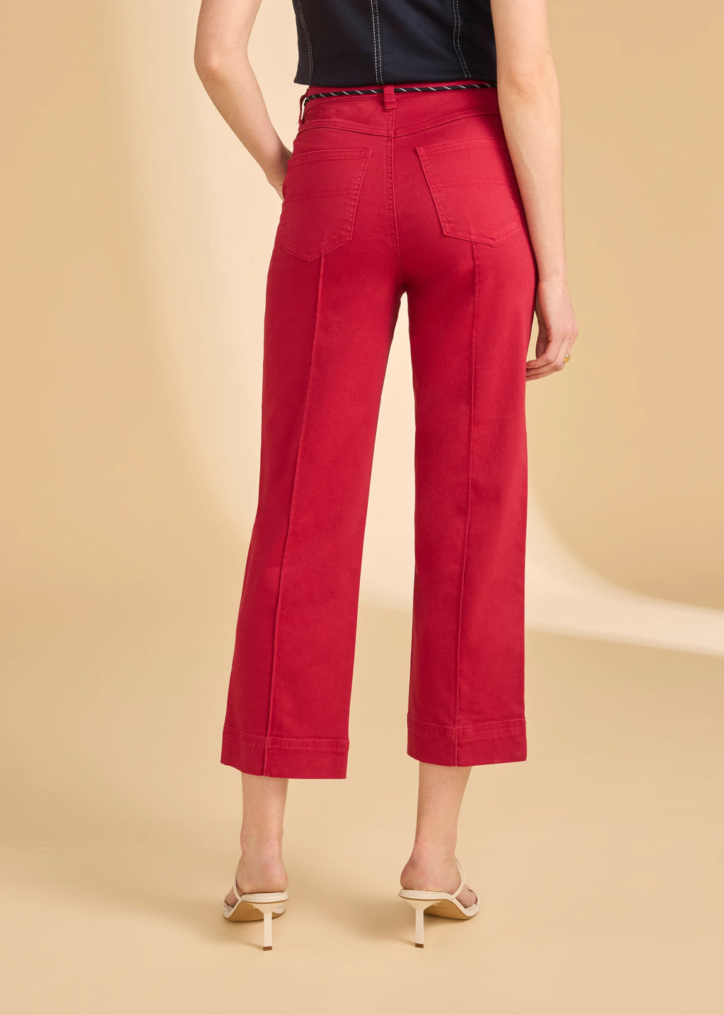 FDJ: Suzanne Straight Crop Denim, Lava Red