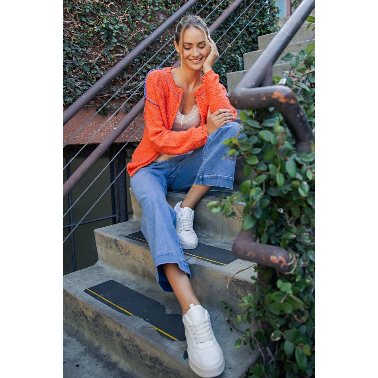 CONTRAST STITCH CARDIGAN SWEATER