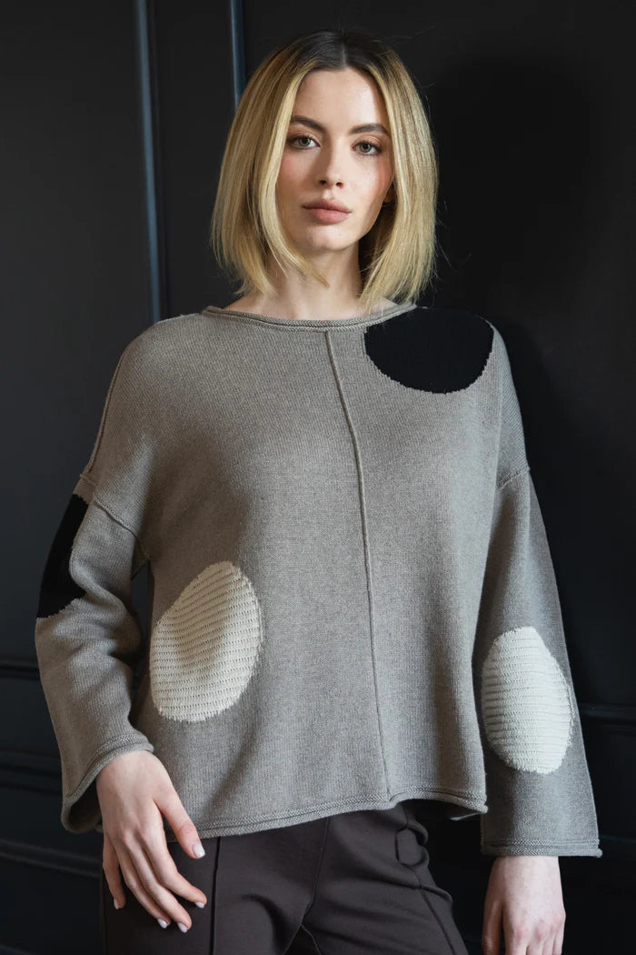 Olivia: Circle Back Pullover