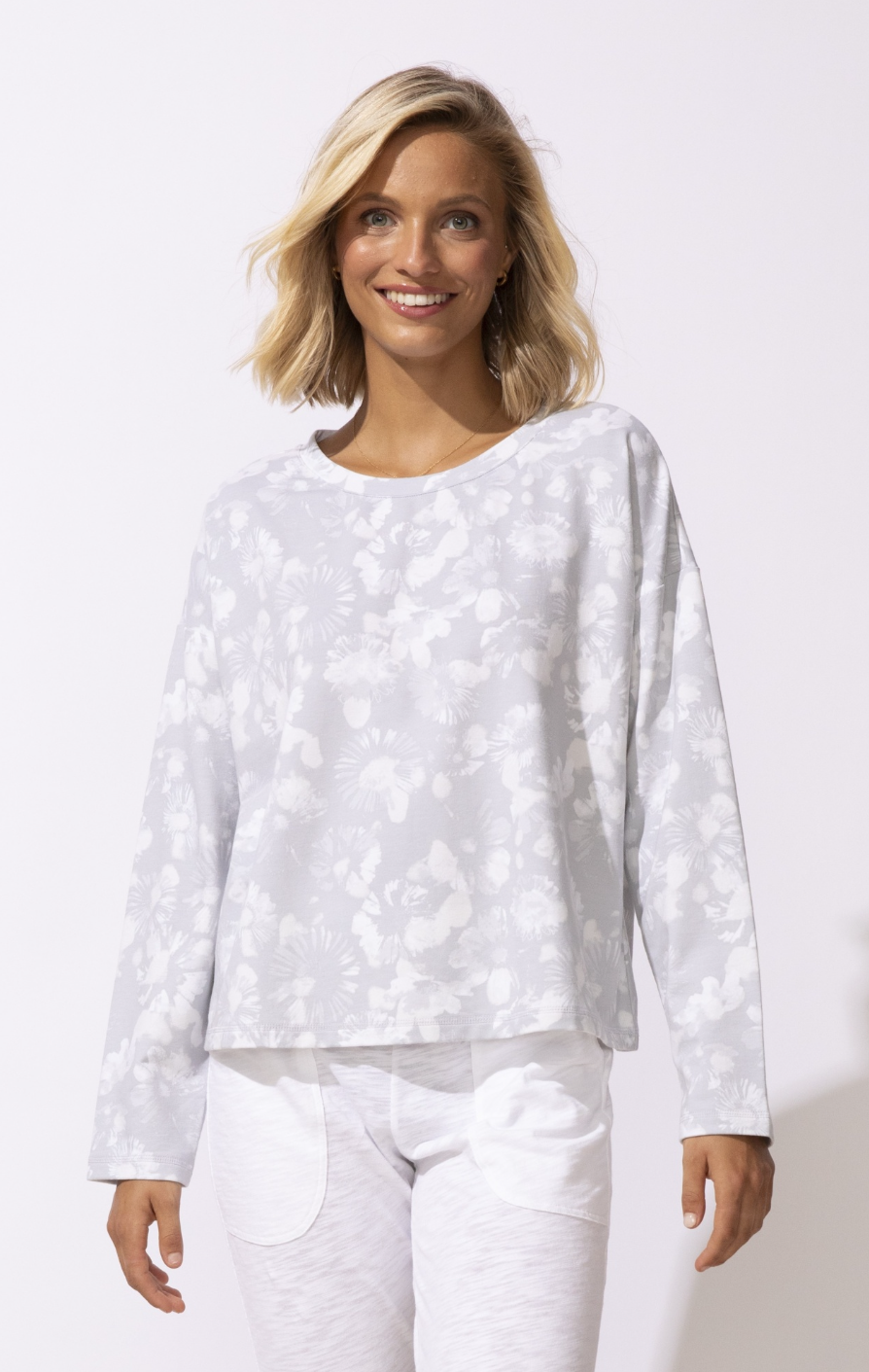 Escape: Whisper French Terry Pullover