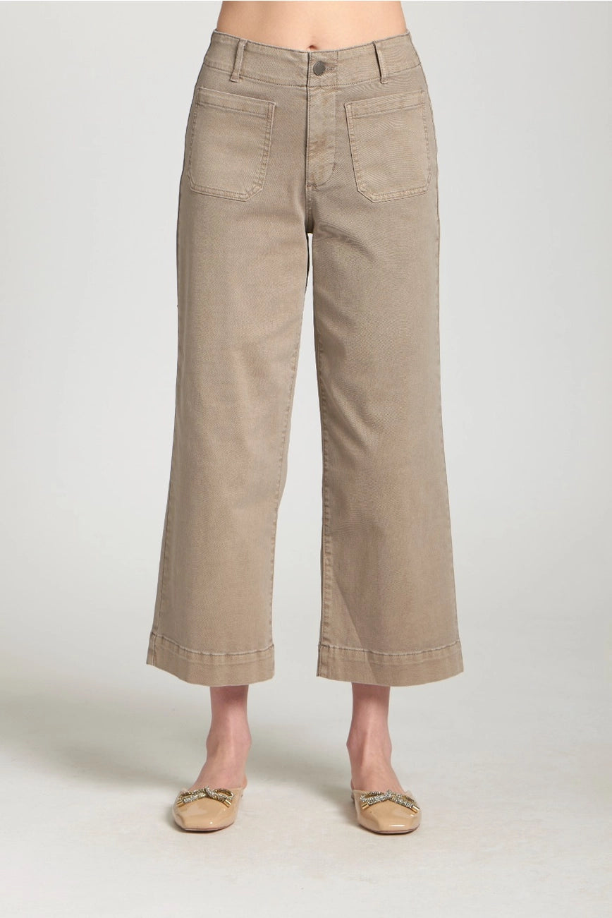 APNY: Cropped Wide Leg Pant with Patch Pockets