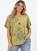 BINDI TEE | ELEVATED GRAPHIC TEE - EMBROIDERED DETAILS